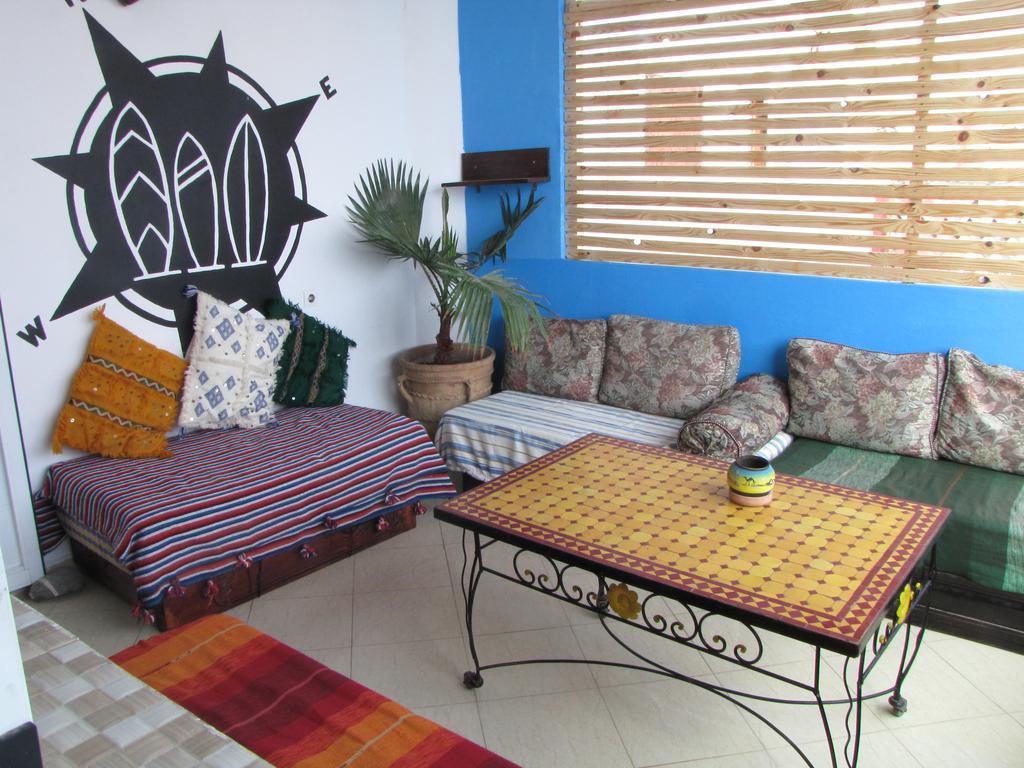 Surf & Travel Camp Bed and Breakfast Taghazout Exterior foto